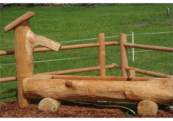 Brunnenstud Rundholz mit Ast - Brunnenstud nur auf Anfrage verfügbar
